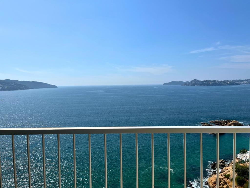 Suite 1808 By Suites Victoria Acapulco Exterior photo